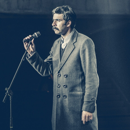 Vesal Alavi