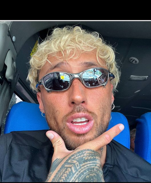 Lance Savali