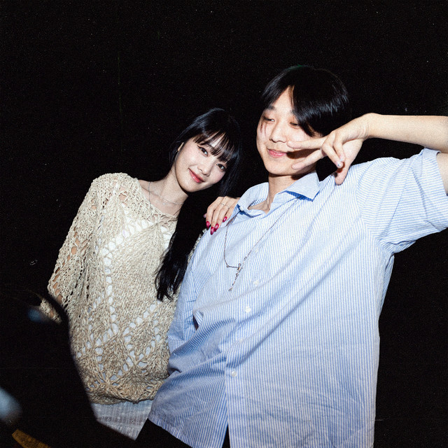 blue (with MINNIE)
