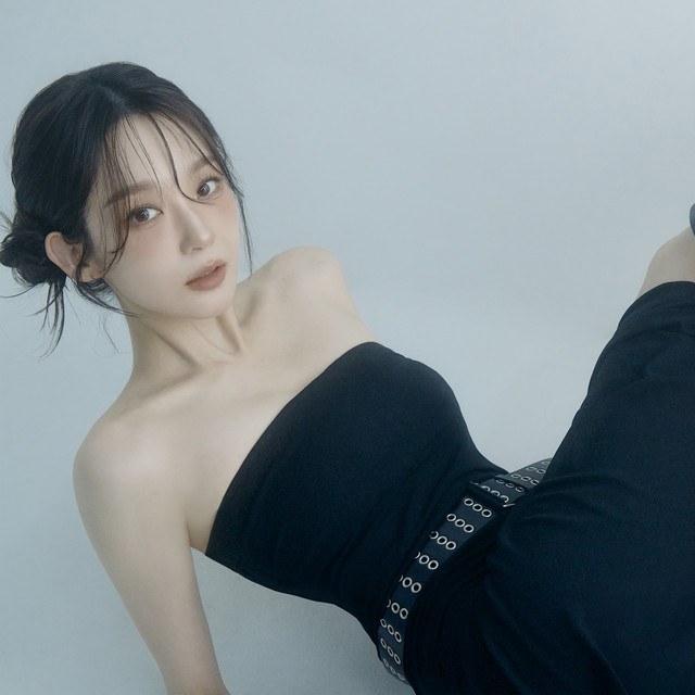 KANG MINKYUNG