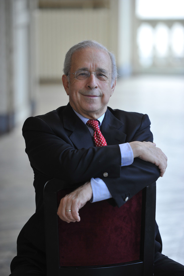 Lawrence Foster